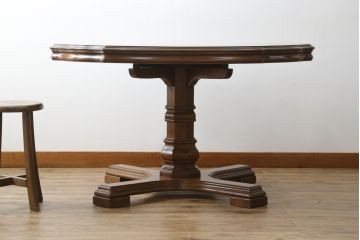 中古　DREXEL HERITAGE(ドレクセルヘリテイジ)　Grand Villa(グランドヴィラ)　上品なデザインのエクステンションテーブル(ダイニングテーブル、拡張式テーブル、食卓、2人掛け、4人掛け、6人掛け)(定価約60万円)(R-066888)