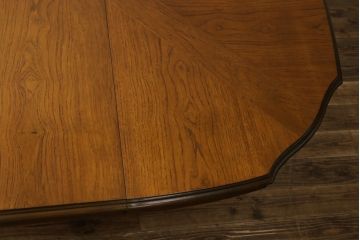中古　DREXEL HERITAGE(ドレクセルヘリテイジ)　Grand Villa(グランドヴィラ)　上品なデザインのエクステンションテーブル(ダイニングテーブル、拡張式テーブル、食卓、2人掛け、4人掛け、6人掛け)(定価約60万円)(R-066888)