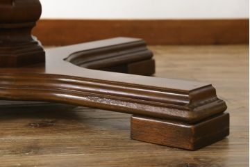 中古　DREXEL HERITAGE(ドレクセルヘリテイジ)　Grand Villa(グランドヴィラ)　上品なデザインのエクステンションテーブル(ダイニングテーブル、拡張式テーブル、食卓、2人掛け、4人掛け、6人掛け)(定価約60万円)(R-066888)