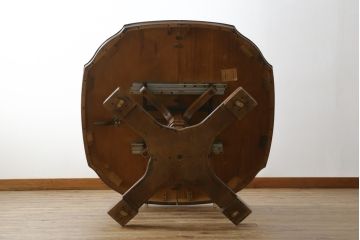 中古　DREXEL HERITAGE(ドレクセルヘリテイジ)　Grand Villa(グランドヴィラ)　上品なデザインのエクステンションテーブル(ダイニングテーブル、拡張式テーブル、食卓、2人掛け、4人掛け、6人掛け)(定価約60万円)(R-066888)