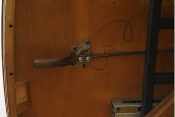 中古　DREXEL HERITAGE(ドレクセルヘリテイジ)　Grand Villa(グランドヴィラ)　上品なデザインのエクステンションテーブル(ダイニングテーブル、拡張式テーブル、食卓、2人掛け、4人掛け、6人掛け)(定価約60万円)(R-066888)