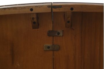 中古　DREXEL HERITAGE(ドレクセルヘリテイジ)　Grand Villa(グランドヴィラ)　上品なデザインのエクステンションテーブル(ダイニングテーブル、拡張式テーブル、食卓、2人掛け、4人掛け、6人掛け)(定価約60万円)(R-066888)