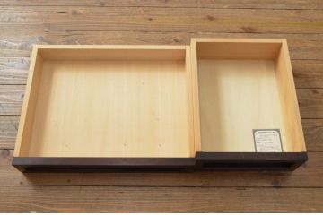 和製ビンテージ　九州民芸家具　高山デザイン　上品で和モダンな雰囲気漂う片袖机(ワークデスク、在宅用、在宅ワーク用、ヴィンテージ)(R-066889)