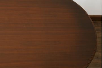 和製ビンテージ　オールドカリモク(karimoku)　domani(ドマーニ)　LouisXV(ルイXV)シリーズ　小振りなサイズが使いやすい!!ロココ調の優美なデザインが魅力のダイニングテーブル(2人掛け、4人掛け、食卓、オーバル型、ヴィンテージ)(定価約50万円)(R-066890)