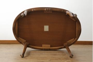 和製ビンテージ　オールドカリモク(karimoku)　domani(ドマーニ)　LouisXV(ルイXV)シリーズ　小振りなサイズが使いやすい!!ロココ調の優美なデザインが魅力のダイニングテーブル(2人掛け、4人掛け、食卓、オーバル型、ヴィンテージ)(定価約50万円)(R-066890)