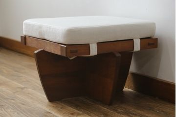中古　ジョージナカシマ　CN114　こだわりの空間演出が叶うグリーンロックオットマン(ジョージ・ナカシマ、GREENROCK OTTOMAN、椅子、フットスツール、チェア)(R-066893)