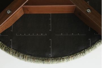 中古　極美品　日進木工(nissin)　北欧モダンスタイルのお部屋におすすめなスツール(丸椅子、丸イス、チェア)(R-066894)