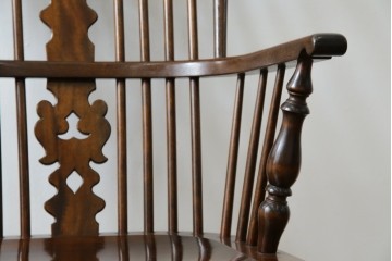 中古　松本民芸家具　#44A型　シックな色合いとクラシカルな佇まいが魅力のウィンザーチェア　定価約20万円　(R-066898)