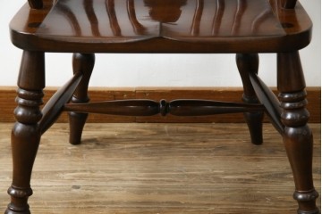 中古　松本民芸家具　#44A型　シックな色合いとクラシカルな佇まいが魅力のウィンザーチェア　定価約20万円　(R-066898)