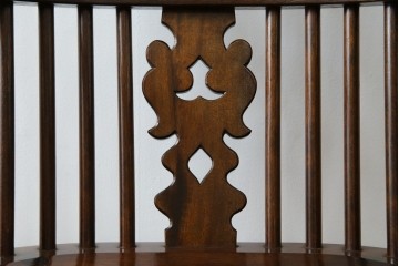 中古　松本民芸家具　#44A型　シックな色合いとクラシカルな佇まいが魅力のウィンザーチェア　定価約20万円　(R-066898)