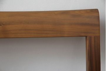 中古　美品　イタリア製　ポラダ(porada)社　GARBO(ガルボ)　優美な曲線デザインが目を惹くアームチェア2脚セット(ダイニングチェア、椅子、イス)(定価2脚で約34万3千円)(R-066900)