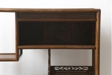和製ビンテージ　指物工芸家具　桑材　上質な和の空間づくりにおすすめの飾り棚(茶棚、戸棚、収納棚、違い棚、ヴィンテージ)(R-066904)