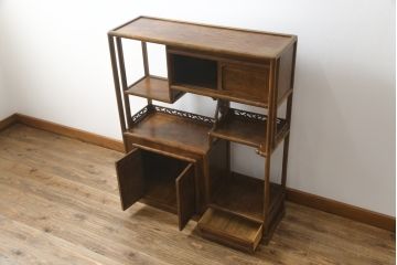 和製ビンテージ　指物工芸家具　桑材　上質な和の空間づくりにおすすめの飾り棚(茶棚、戸棚、収納棚、違い棚、ヴィンテージ)(R-066904)