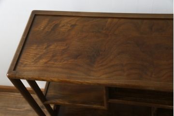 和製ビンテージ　指物工芸家具　桑材　上質な和の空間づくりにおすすめの飾り棚(茶棚、戸棚、収納棚、違い棚、ヴィンテージ)(R-066904)