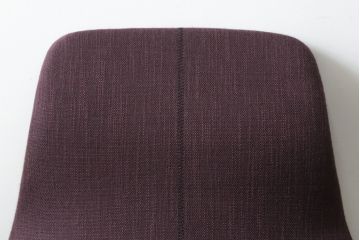 中古　極美品　イタリア製　Poliform(ポリフォーム)　Jean-Marie Massaud(ジャン・マリー・マッソー)　VENTURA(ベンチューラ)　洗練されたモダンデザインが魅力的なアームチェア(ラウンジチェア、1人掛けソファ、一人掛けソファ、パーソナルチェア)(定価約40万円6千円)(R-066908)