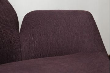 中古　極美品　イタリア製　Poliform(ポリフォーム)　Jean-Marie Massaud(ジャン・マリー・マッソー)　VENTURA(ベンチューラ)　洗練されたモダンデザインが魅力的なアームチェア(ラウンジチェア、1人掛けソファ、一人掛けソファ、パーソナルチェア)(定価約40万円6千円)(R-066908)