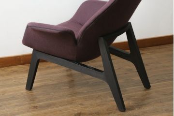 中古　極美品　イタリア製　Poliform(ポリフォーム)　Jean-Marie Massaud(ジャン・マリー・マッソー)　VENTURA(ベンチューラ)　洗練されたモダンデザインが魅力的なアームチェア(ラウンジチェア、1人掛けソファ、一人掛けソファ、パーソナルチェア)(定価約40万円6千円)(R-066908)