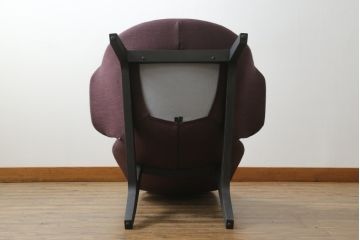 中古　極美品　イタリア製　Poliform(ポリフォーム)　Jean-Marie Massaud(ジャン・マリー・マッソー)　VENTURA(ベンチューラ)　洗練されたモダンデザインが魅力的なアームチェア(ラウンジチェア、1人掛けソファ、一人掛けソファ、パーソナルチェア)(定価約40万円6千円)(R-066908)