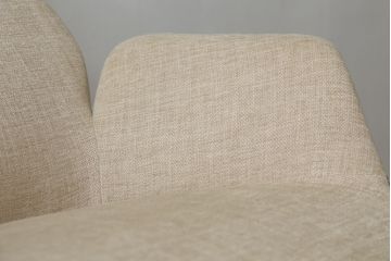 中古　極美品　イタリア製　Poliform(ポリフォーム)　Jean-Marie Massaud(ジャン・マリー・マッソー)　VENTURA(ベンチューラ)　洗練されたモダンデザインが魅力的なアームチェア(ラウンジチェア、1人掛けソファ、一人掛けソファ、パーソナルチェア)(定価約40万円6千円)(R-066909)