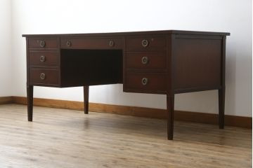 中古　神戸洋家具　メープル不二屋(MAPULE FUJIYA)　上品で洗練された佇まいが魅力の両袖デスク(両袖机、ニーホールデスク、ワークデスク、オフィスデスク、在宅用、在宅ワーク用)(定価約48万円)(R-066913)