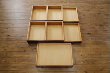 中古　神戸洋家具　メープル不二屋(MAPULE FUJIYA)　上品で洗練された佇まいが魅力の両袖デスク(両袖机、ニーホールデスク、ワークデスク、オフィスデスク、在宅用、在宅ワーク用)(定価約48万円)(R-066913)
