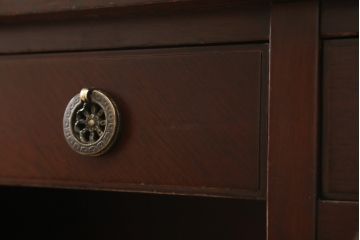 中古　神戸洋家具　メープル不二屋(MAPULE FUJIYA)　上品で洗練された佇まいが魅力の両袖デスク(両袖机、ニーホールデスク、ワークデスク、オフィスデスク、在宅用、在宅ワーク用)(定価約48万円)(R-066913)