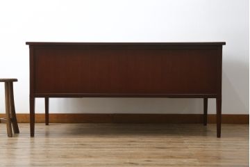 中古　神戸洋家具　メープル不二屋(MAPULE FUJIYA)　上品で洗練された佇まいが魅力の両袖デスク(両袖机、ニーホールデスク、ワークデスク、オフィスデスク、在宅用、在宅ワーク用)(定価約48万円)(R-066913)