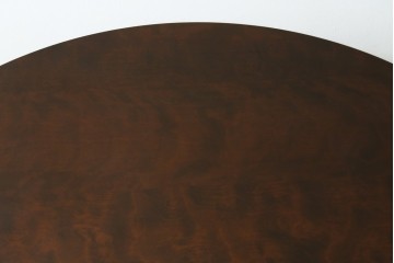 中古　美品　星野民藝(星野民芸)　艶やかな木肌と深みある色合いが魅力のラウンドダイニングテーブル　(R-066914)