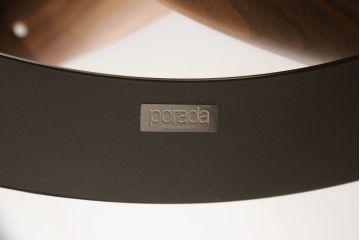 中古　美品　イタリア製　ポラダ(porada)社　INFINITY(インフィニティ)　オブジェのような美しい佇まいに目を奪われるリビングテーブル(センターテーブル、カクテルテーブル、カフェテーブル、コーヒーテーブル、ラウンドテーブル、ガラステーブル)(定価約57万6千円)(R-066915)