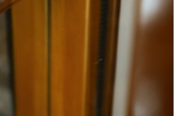 中古　高級イタリア家具　繊細で優美な彫刻入りのロココ調アンティーク風キャビネット(キュリオケース、ガラスケース、ショーケース、飾り棚、店舗什器)(定価約90万円)(R-066920)