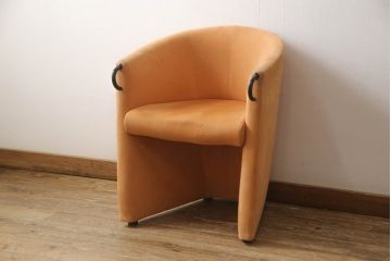 中古　arflex(アルフレックス)　MINI TONDA(ミニトンダ) モダンなデザインがお洒落!!丸い取っ手がアクセントの1人掛けソファ(一人掛けソファ、1P、パーソナルチェア、アームチェア、椅子、イス)(R-066921)