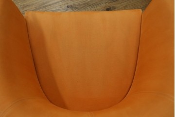 中古　arflex(アルフレックス)　MINI TONDA(ミニトンダ) モダンなデザインがお洒落!!丸い取っ手がアクセントの1人掛けソファ　(R-066921)