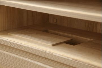 中古　凛とした佇まいが魅力の加茂総桐箪笥(四方丸、胴厚、総桐たんす、和タンス、衣装箪笥、着物箪笥、引き出し)(定価約160万円)(R-066942)