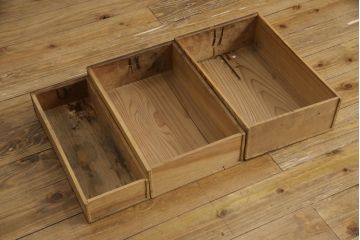 和製アンティーク　前面欅(ケヤキ)材　檜(ヒノキ)材　上手物　和の趣溢れる岐阜水屋箪笥(茶箪笥、食器棚、和風キャビネット、収納棚、引き出し、重ね戸棚)(R-066948)