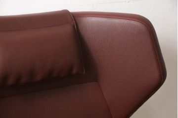 中古　美品　B&B Italia　Jeffrey Bernett(ジェフリー・バーネット)　Metropolitan'14(メトロポリタン)　 ARMCHAIRS(Steel base frame)　本革(レザー)　クールなモダンデザインがお洒落なアームチェア&オットマンのセット(1人掛けソファ、一人掛けソファ、回転椅子、回転イス、ラウンジチェア、フットスツール)(R-066951)