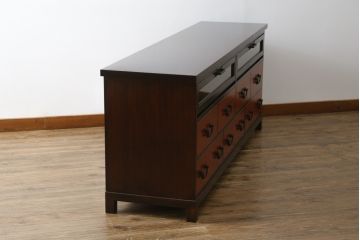 中古　美品!!　高級品　総漆塗り　仙台民芸　伊達箪笥　和モダンスタイルのお部屋におすすめなテレビ台(仙台箪笥、ローボード、テレビボード、引き出し、リビングボード、ドロワー、ローチェスト)(R-066954)