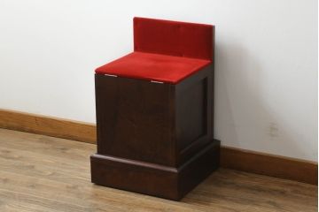 中古　神居民芸家具　クラシカルな佇まいが魅力的なビューローブックケース&スツールのセット(簿記机、ライティングビューロー、ワークデスク、在宅用、在宅ワーク用、本箱、収納棚、戸棚、キャビネット)(R-066974)