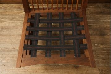 中古　ジョージナカシマ　CN109　CONOID CUSHION　洗練された佇まいがモダンな空間を盛り上げるコノイドクッションチェア(ジョージ・ナカシマ、リラックスチェア、一人掛けソファ、1Pソファ、椅子、イス)(定価567,600円)(R-066975)