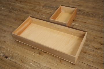 中古　松本民芸家具　シックな佇まいが上質な空間づくりにぴったりなD型和タンス(引き出し、チェスト、整理箪笥)(定価約67万円)(R-066987)