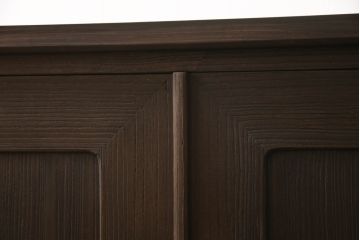 和製アンティーク　天板・脚付きリメイク　ノスタルジックな雰囲気を醸し出す桐箪笥ローボード(サイドボード、サイドキャビネット、テレビ台、テレビボード、収納棚、戸棚)(R-067013)