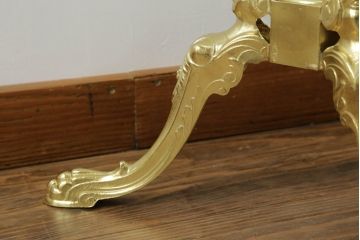 新品未使用　イタリア製　組み立て式　真鍮(しんちゅう)　ゴージャスな装飾が空間に華やぎをもたらすコートハンガー(ポールハンガー、ホールハンガー、帽子掛け、店舗什器)(定価約5万円)(R-067045)