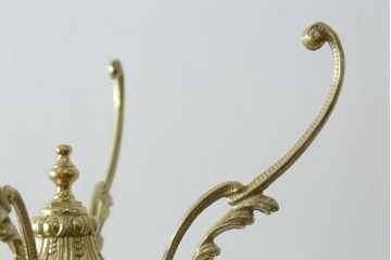 新品未使用　イタリア製　組み立て式　真鍮(しんちゅう)　ゴージャスな装飾が空間に華やぎをもたらすコートハンガー(ポールハンガー、ホールハンガー、帽子掛け、店舗什器)(定価約5万円)(R-067046)