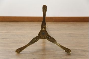 新品未使用　イタリア製　組み立て式　真鍮(しんちゅう)　ゴージャスな装飾が空間に華やぎをもたらすコートハンガー(ポールハンガー、ホールハンガー、帽子掛け、店舗什器)(定価約5万円)(R-067050)