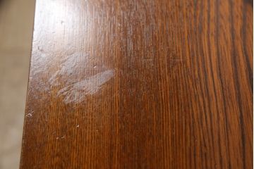 中古　希少デザイン　国産　職人手造り　欅(ケヤキ)材　前面の杢目が魅力的な引き出し32杯の薬箪笥(百目箪笥、小物収納、チェスト、薬タンス、卓上収納)(R-067104)