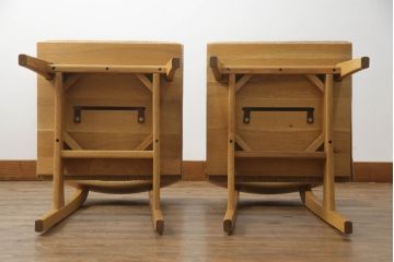 中古　美品　飛騨産業　キツツキ　森のことば　LDチェア(SN250)　ナチュラルテイストのお部屋づくりにおすすめなダイニングチェア2脚セット(椅子、イス、いす)(定価2脚で約16万円)(R-067105)
