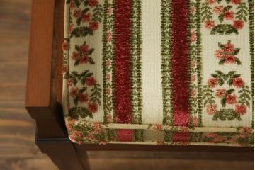 中古　美品　DREXEL HERITAGE(ドレクセルヘリテイジ)　Triune(トライユン)　Eグレード　J2440　直線的なフォルムが美しいスツール(オットマン、椅子、イス、チェア)(定価約10万円)(R-067110)