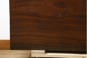 和製アンティーク　くすのき(クス、楠)材　シンプルなデザインが取り入れやすい収納箱　(R-067121)