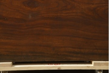 和製アンティーク　くすのき(クス、楠)材　シンプルなデザインが取り入れやすい収納箱　(R-067121)