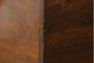 和製アンティーク　くすのき(クス、楠)材　シンプルなデザインが取り入れやすい収納箱　(R-067121)