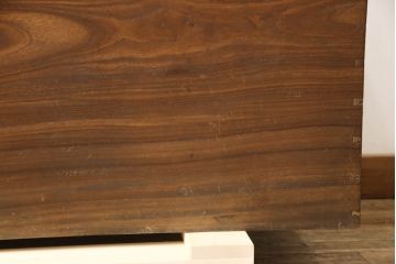 アンティーク雑貨　くすのき(クス、楠)材　シンプルなデザインが取り入れやすい収納箱(舟トランク、船トランク、ブランケットボックス、サイドテーブル、センターテーブル、ローテーブル、トランクテーブル)(R-067121)